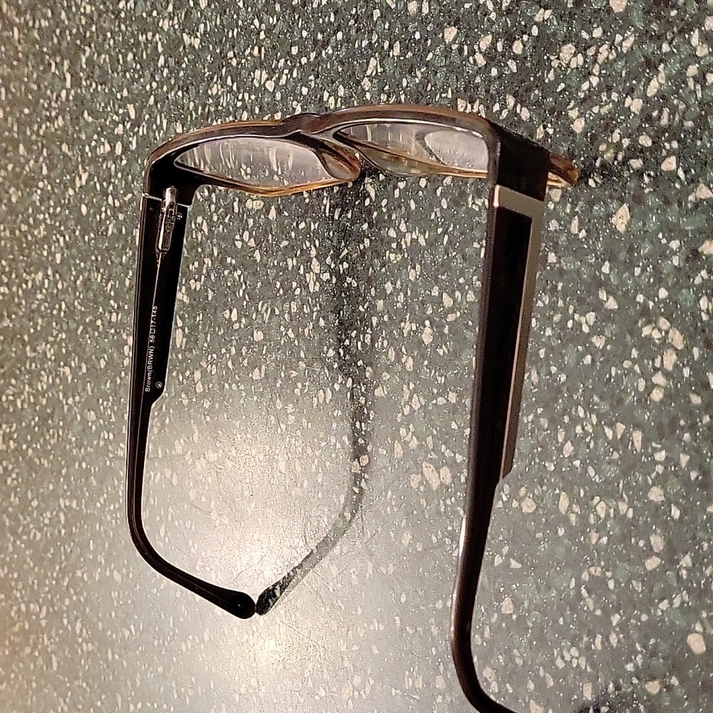 JOPLIN Brown prescription frames. Brown with see-through tan.